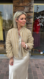 Afbeelding in Gallery-weergave laden, Vest/streep/beige/MILOU
