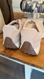 Afbeelding in Gallery-weergave laden, Sneaker/ beige
