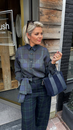 Afbeelding in Gallery-weergave laden, Hemd/ruit met strik/ TARTAN/Never Fully Dressed
