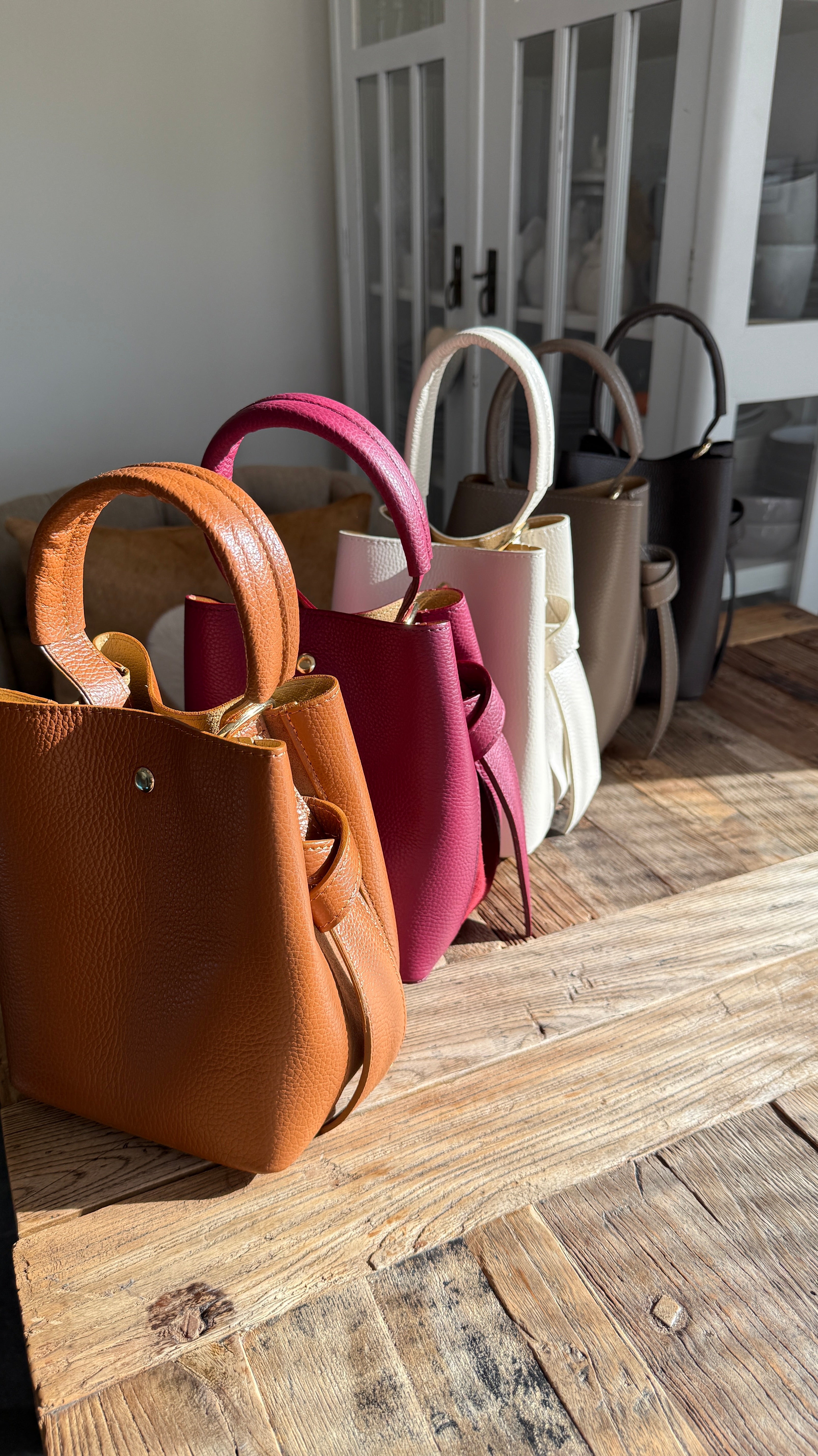 Bucket tas/ JANNE