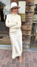 Afbeelding in Gallery-weergave laden, Satinlook rok met kant/ crème/ SUZETTE
