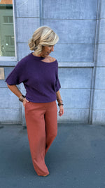 Afbeelding in Gallery-weergave laden, Trui/ aubergine/ CLEMENTINE
