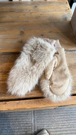 Afbeelding in Gallery-weergave laden, Wanten/ crème/FLUFFY
