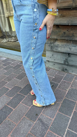 Afbeelding in Gallery-weergave laden, Jeans/ button/ ODETTE
