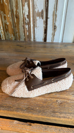 Afbeelding in Gallery-weergave laden, Boat shoe/creme/TEDDY🧸
