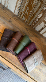 Afbeelding in Gallery-weergave laden, Lederen clutch/ HILDY
