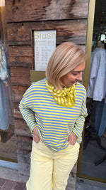 Afbeelding in Gallery-weergave laden, Sjaal/ streep/driehoek/ MILLE
