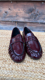 Afbeelding in Gallery-weergave laden, Lederen penny loafer/CATHERINE
