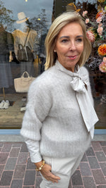 Afbeelding in Gallery-weergave laden, Trui/ LISA
