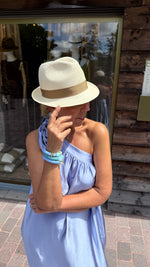 Afbeelding in Gallery-weergave laden, Satinlook jurk/ asymmetrisch/ JULIENNE
