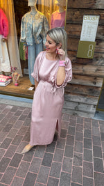 Afbeelding in Gallery-weergave laden, Satinlook jurk/ pastelroze/NORA
