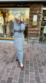 Afbeelding in Gallery-weergave laden, Knit dress/silver/ NEVER FULLY DRESSED
