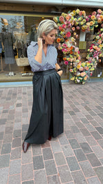 Afbeelding in Gallery-weergave laden, Rok/ zwart/leatherlook/ JACLYN
