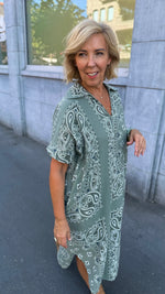 Afbeelding in Gallery-weergave laden, Jurk/ Paisley/ groen/ COLETTE
