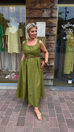 Afbeelding in Gallery-weergave laden, Jurk met riem/ groen/ JILL
