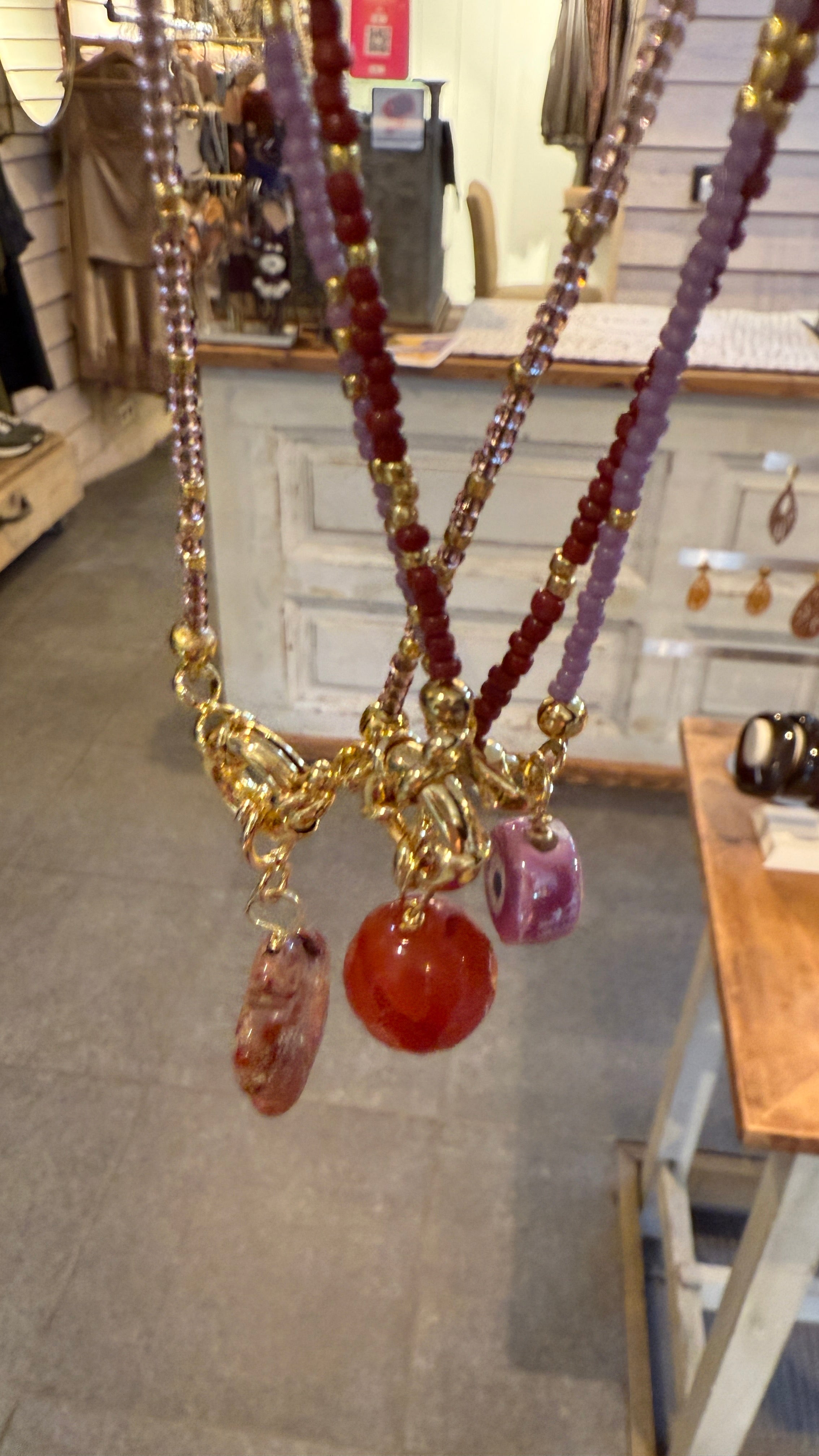 Ketting met hanger/ GINI