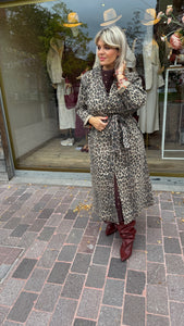 Trenchcoat/ leopard/ NFD
