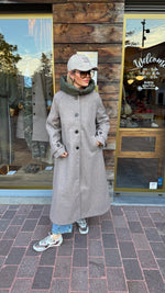 Afbeelding in Gallery-weergave laden, Jas met kap/ taupe/ MARIE
