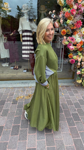 Rok/ THEA