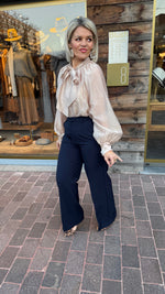 Afbeelding in Gallery-weergave laden, Blouse strik/FAITH
