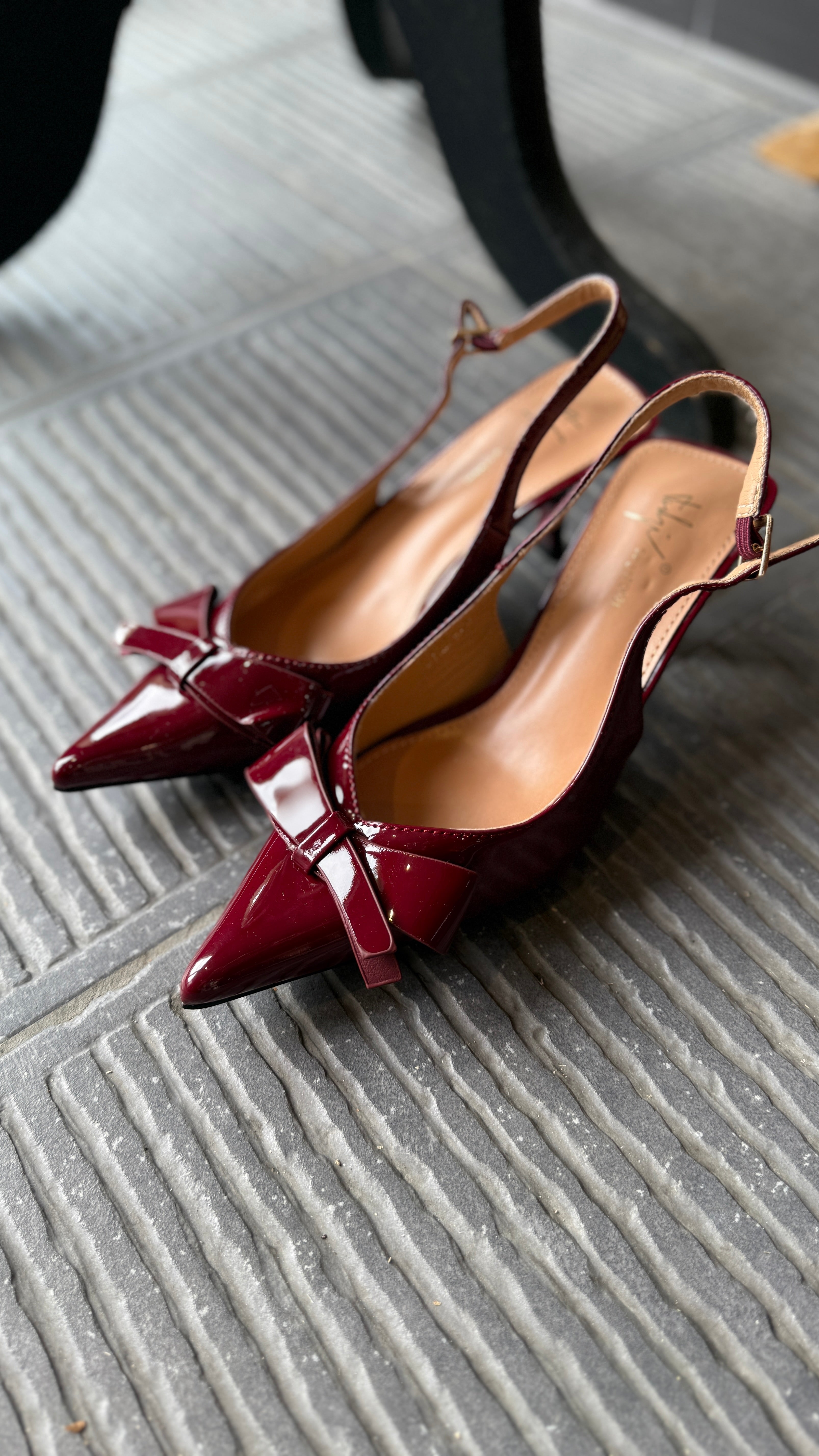 Slingback lacké/ SELMA