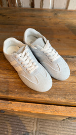 Afbeelding in Gallery-weergave laden, Sneaker ijsblauw/JILL
