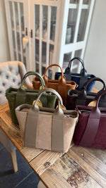 Afbeelding in Gallery-weergave laden, Tas: leder+ suède/ LIA
