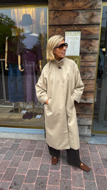 Afbeelding in Gallery-weergave laden, Trenchcoat/ beige/ JULIE
