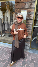 Afbeelding in Gallery-weergave laden, Trui JE T’AIME/ Camel.
