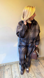 Afbeelding in Gallery-weergave laden, Bomber/ ruit/ LIZETTE
