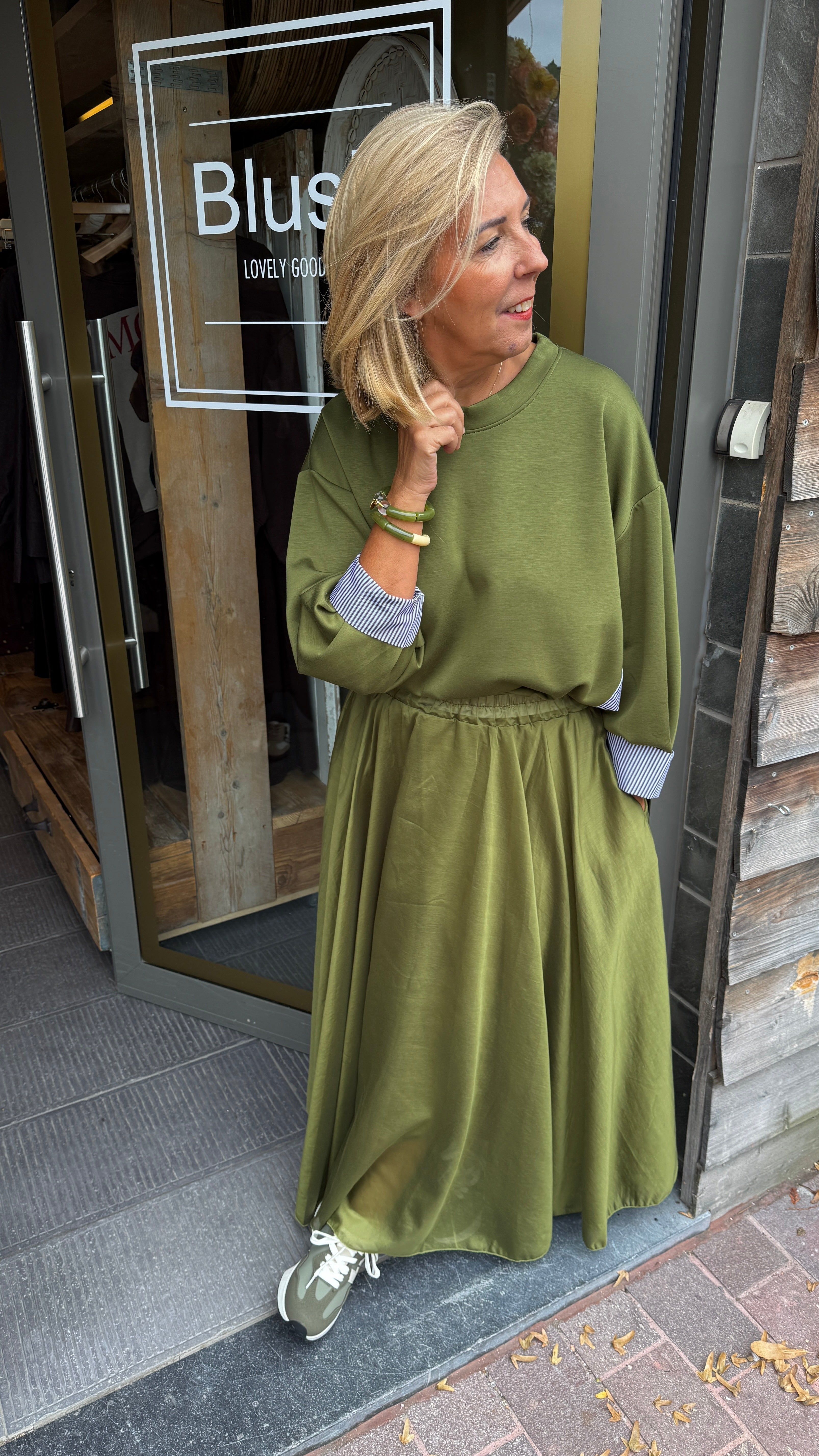 Rok/ THEA