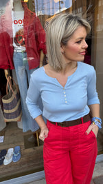 Afbeelding in Gallery-weergave laden, T-shirt Lange mouw/ knoop/ LIES
