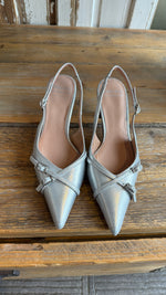 Afbeelding in Gallery-weergave laden, Slingback/ metallic zilver/JANE
