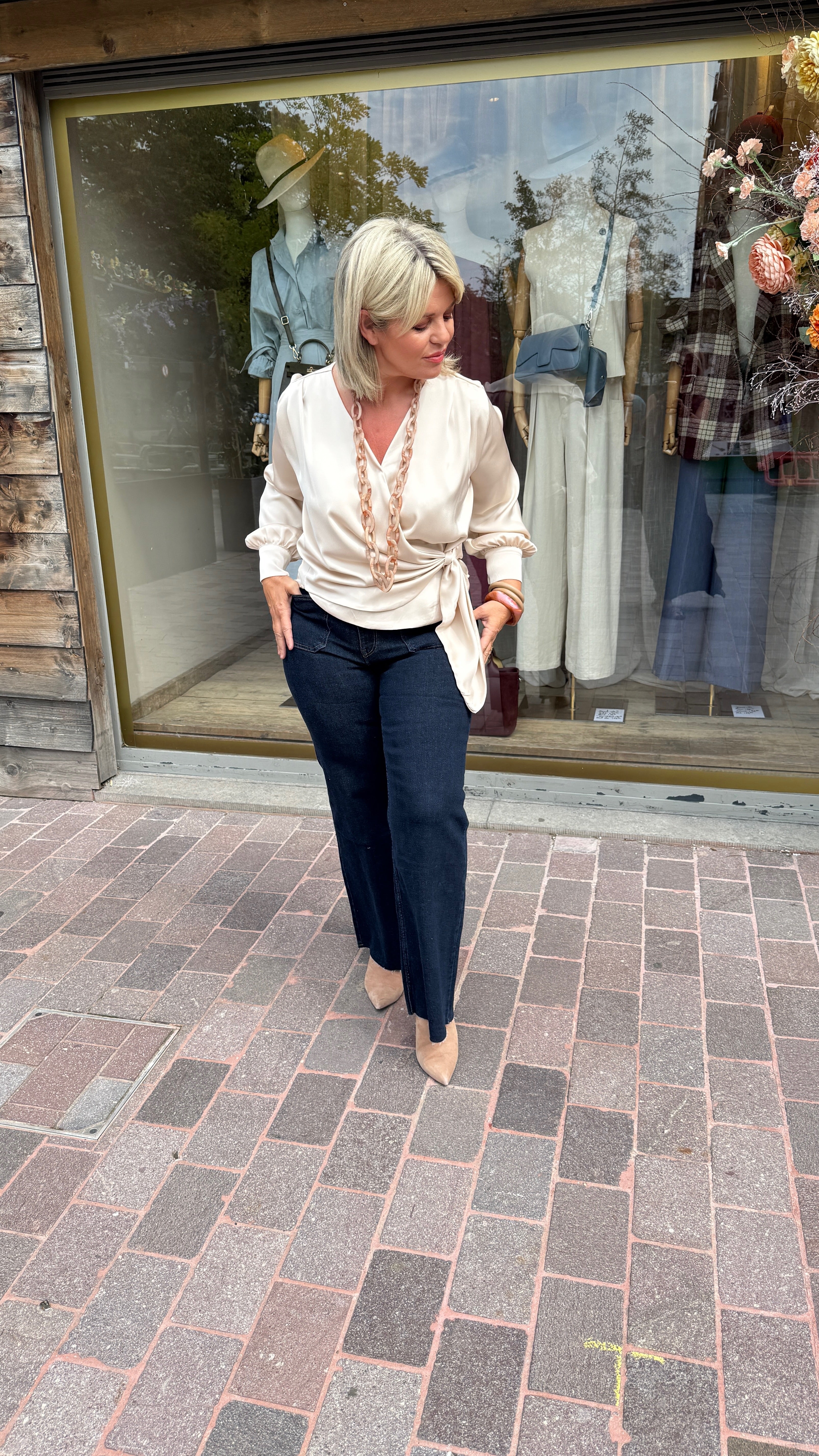 Blouse/ NOA