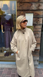 Afbeelding in Gallery-weergave laden, Trenchcoat/ beige/ JULIE
