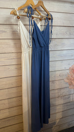 Afbeelding in Gallery-weergave laden, Jurk met kralen/ jeansblauw /NOOR
