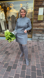 Afbeelding in Gallery-weergave laden, Knit dress/ silver/midi/NEVER FULLY DRESSED
