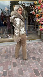 Afbeelding in Gallery-weergave laden, Jas/ goud/ ELFI
