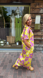 Afbeelding in Gallery-weergave laden, Satinlook jurk/ asymmetrisch/JULIENNE
