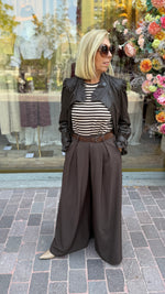 Afbeelding in Gallery-weergave laden, T-Shirt Streep/ MARINE
