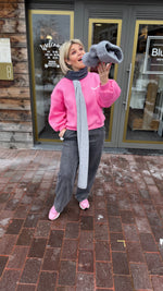 Afbeelding in Gallery-weergave laden, Sweater/ fuschia /APRÈS SKI
