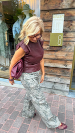 Afbeelding in Gallery-weergave laden, Lederlook top/ ALINE
