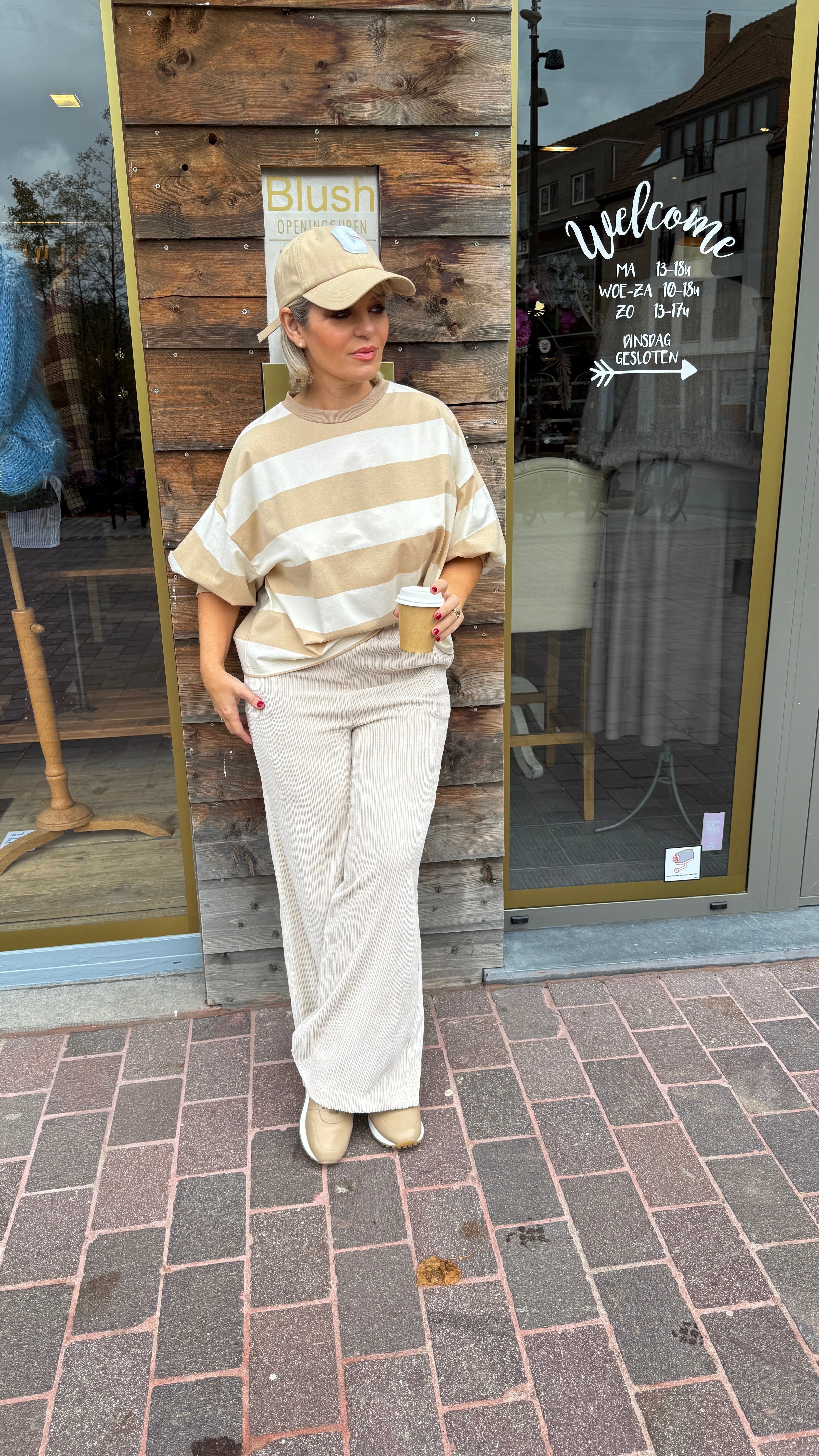Sweater/ beige/ STRIPE