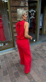 Afbeelding in Gallery-weergave laden, Jumpsuit/ rood/ CLAIRE

