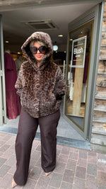 Afbeelding in Gallery-weergave laden, Fake fur vest/ leopard/MEI-LI

