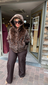 Fake fur vest/ leopard/MEI-LI