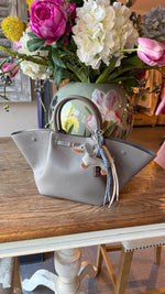 Afbeelding in Gallery-weergave laden, Bag charm/ TECKEL ODETTE
