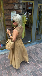 Afbeelding in Gallery-weergave laden, Jurk/camel/Crochet/LILY
