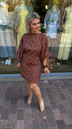 Afbeelding in Gallery-weergave laden, Jurk/ camel/ polkadot/ CELESTE

