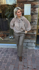 Afbeelding in Gallery-weergave laden, Hemd/ strik/ JUNE
